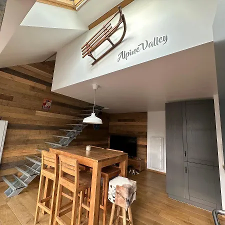 Alpine Valley - Appartement Familial Disneyland Paris - Wifi Et Parking Inclus ! Coutevroult Extérieur photo
